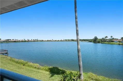3206 S Lakeview Circle Fort Pierce FL 34949