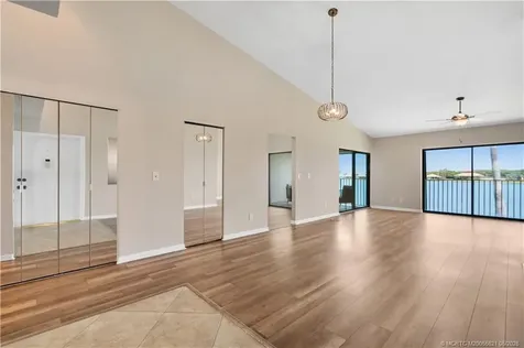 3206 S Lakeview Circle Fort Pierce FL 34949