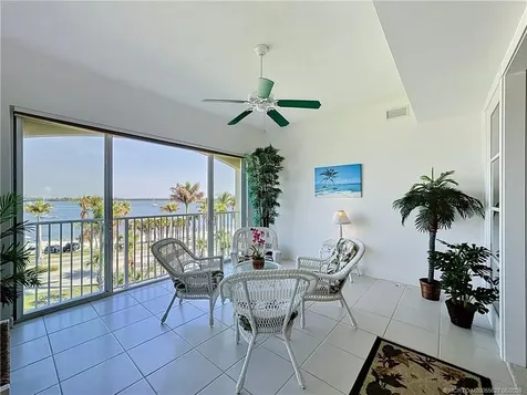 36 Harbour Isle Drive W Fort Pierce FL 34949
