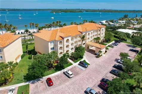 36 Harbour Isle Drive W Fort Pierce FL 34949