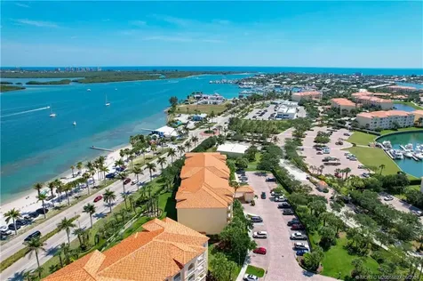 36 Harbour Isle Drive W Fort Pierce FL 34949