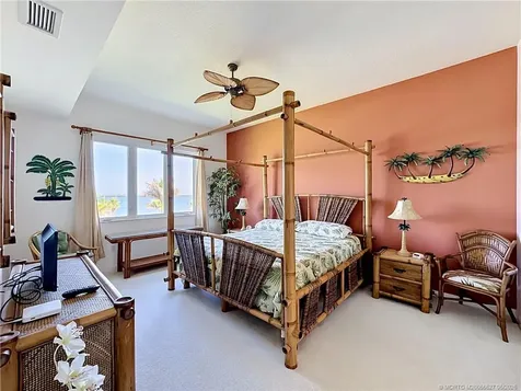 36 Harbour Isle Drive W Fort Pierce FL 34949