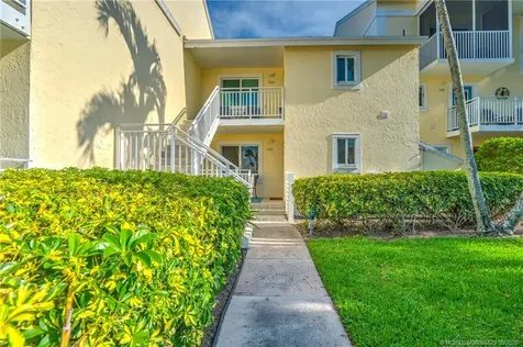 5601 NE Gulfstream Way Stuart FL 34996