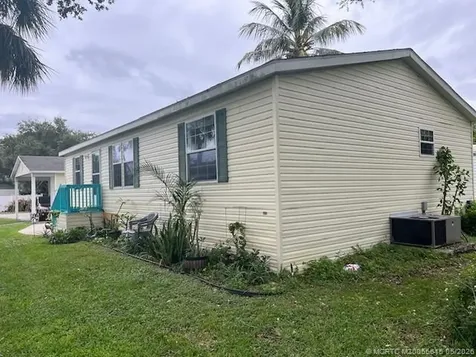2555 Pga Boulevard Palm Beach Gardens FL 33410