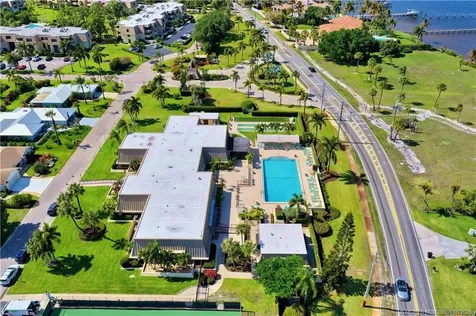1800 SE Saint Lucie Boulevard Stuart FL 34996