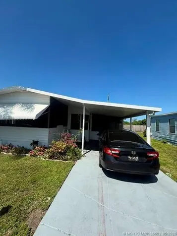 6078 Seashore Drive Lantana FL 33462