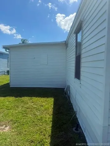 6078 Seashore Drive Lantana FL 33462