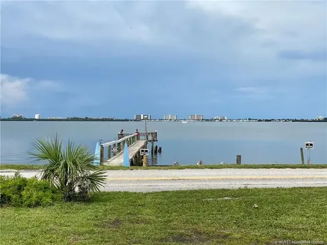 4800 NE Blue Heron Lane Jensen Beach FL 34957
