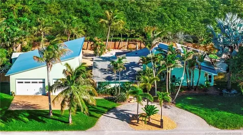 4942 SE Bayshore Terrace Stuart FL 34997
