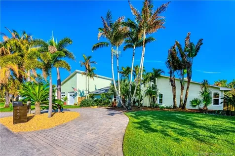 4942 SE Bayshore Terrace Stuart FL 34997