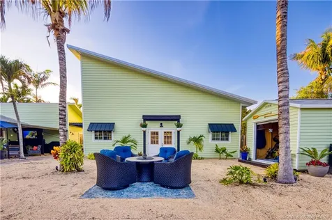 4942 SE Bayshore Terrace Stuart FL 34997