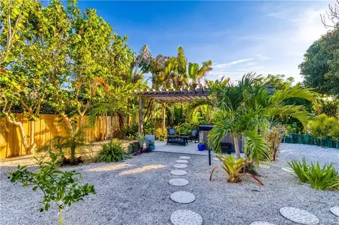 4942 SE Bayshore Terrace Stuart FL 34997