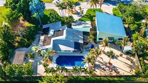 4942 SE Bayshore Terrace Stuart FL 34997