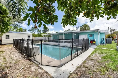 1671 SE 11th Street Stuart FL 34996