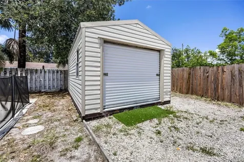 1671 SE 11th Street Stuart FL 34996