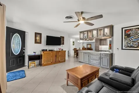 1671 SE 11th Street Stuart FL 34996
