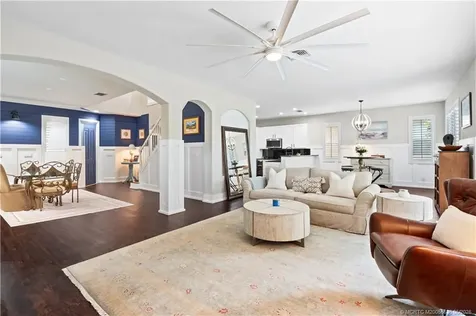 5817 SE Crooked Oak Avenue Hobe Sound FL 33455