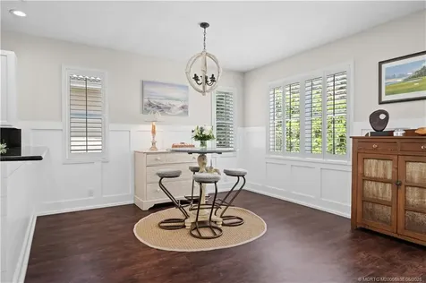 5817 SE Crooked Oak Avenue Hobe Sound FL 33455