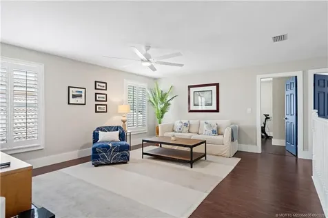 5817 SE Crooked Oak Avenue Hobe Sound FL 33455