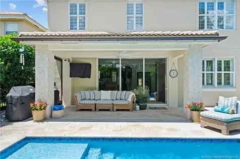 5817 SE Crooked Oak Avenue Hobe Sound FL 33455