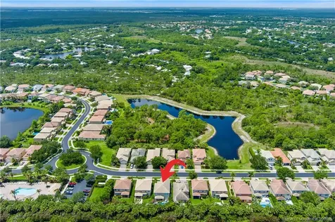 5817 SE Crooked Oak Avenue Hobe Sound FL 33455
