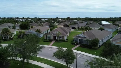 10395 SW Landry Lane SW Port St Lucie FL 34987