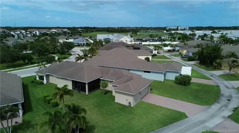 10395 SW Landry Lane SW Port St Lucie FL 34987
