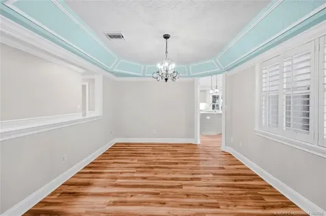 2671 NE Pinecrest Lakes Boulevard Jensen Beach FL 34957