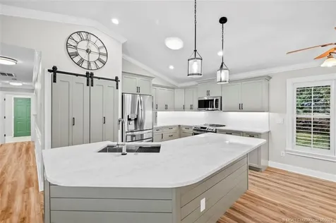 2671 NE Pinecrest Lakes Boulevard Jensen Beach FL 34957