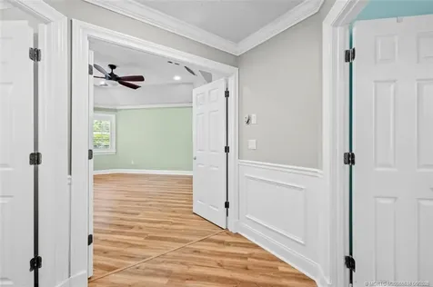 2671 NE Pinecrest Lakes Boulevard Jensen Beach FL 34957