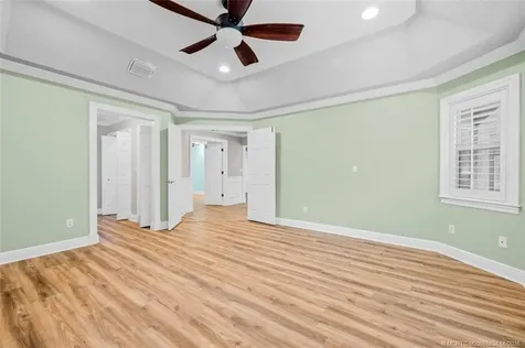 2671 NE Pinecrest Lakes Boulevard Jensen Beach FL 34957