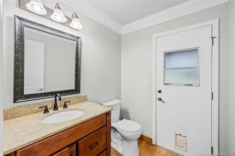 2671 NE Pinecrest Lakes Boulevard Jensen Beach FL 34957