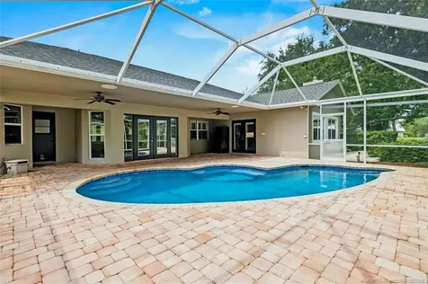 2671 NE Pinecrest Lakes Boulevard Jensen Beach FL 34957