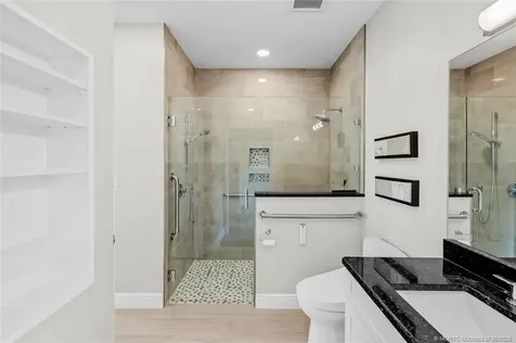 2671 NE Pinecrest Lakes Boulevard Jensen Beach FL 34957