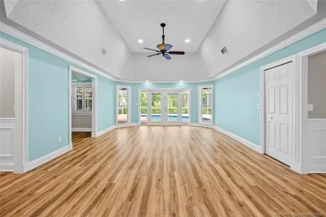 2671 NE Pinecrest Lakes Boulevard Jensen Beach FL 34957