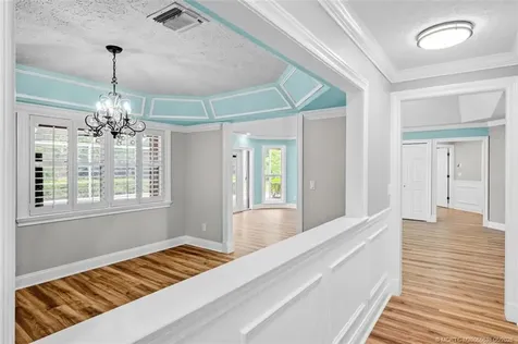 2671 NE Pinecrest Lakes Boulevard Jensen Beach FL 34957