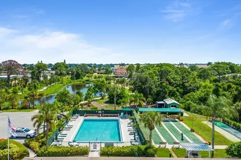 2950 SE Ocean Boulevard Stuart FL 34996