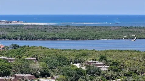 5912 SE Riverboat Drive Stuart FL 34997