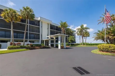3792 NE Ocean Boulevard Jensen Beach FL 34957