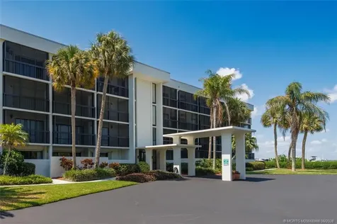3792 NE Ocean Boulevard Jensen Beach FL 34957