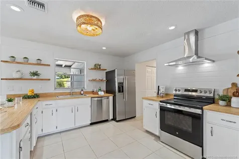 1780 NE 24th Terrace Jensen Beach FL 34957