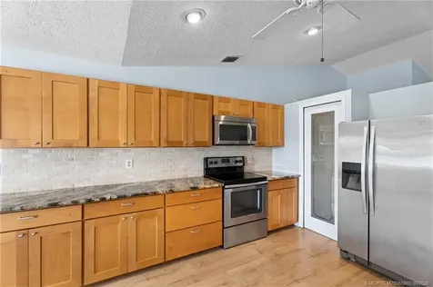 507 NE Silver Oak Terrace Jensen Beach FL 34957