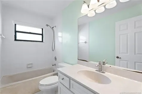 507 NE Silver Oak Terrace Jensen Beach FL 34957