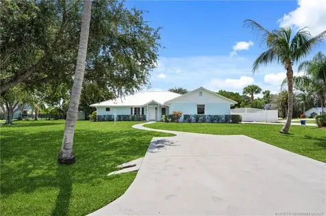 507 NE Silver Oak Terrace Jensen Beach FL 34957