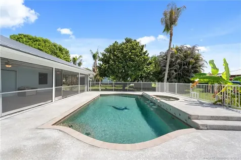 507 NE Silver Oak Terrace Jensen Beach FL 34957