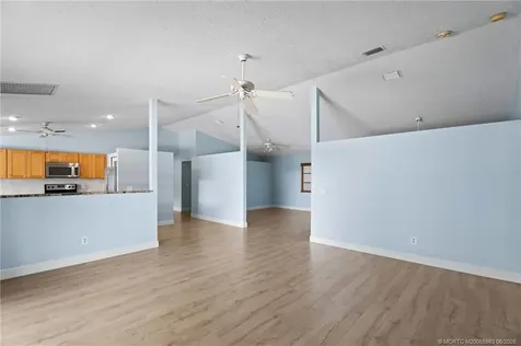 507 NE Silver Oak Terrace Jensen Beach FL 34957