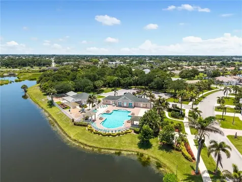 723 SW Rocky Bayou Terrace Port St Lucie FL 34986