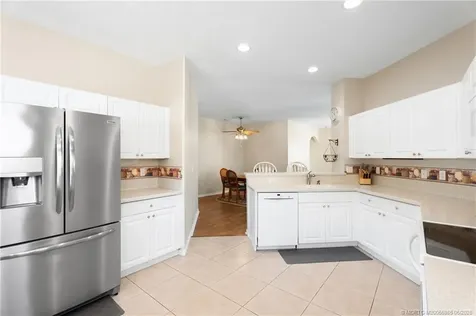 723 SW Rocky Bayou Terrace Port St Lucie FL 34986