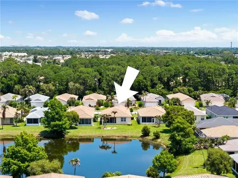 723 SW Rocky Bayou Terrace Port St Lucie FL 34986