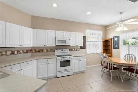 723 SW Rocky Bayou Terrace Port St Lucie FL 34986